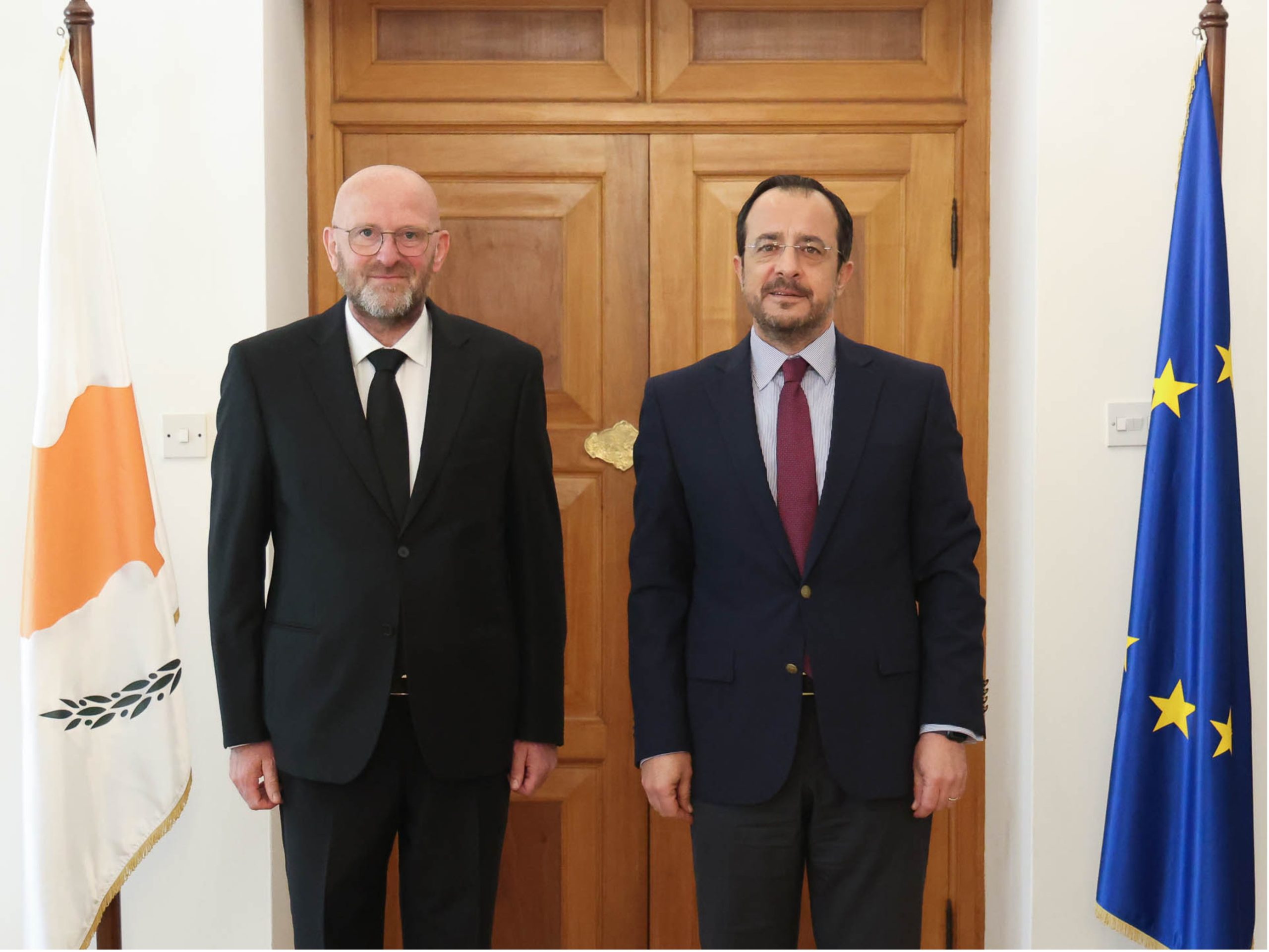 The Ambassador of the Sovereign Order of Malta to Cyprus presents his letters of credence
